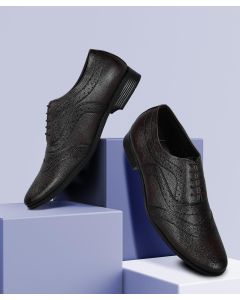 Dotted Leather Black Office Shoes for men